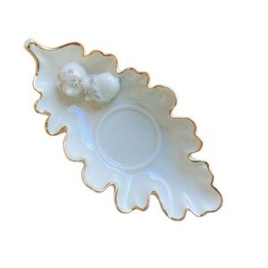 Lenox Oak Leaf votive candle holder in cream porcelain with acorns and gold trim